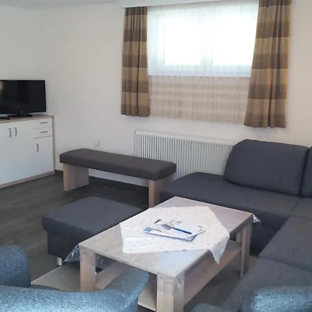 Gaestehaus Alpenruh Holzgau Esterno foto