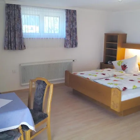 Gaestehaus Alpenruh Holzgau Esterno foto