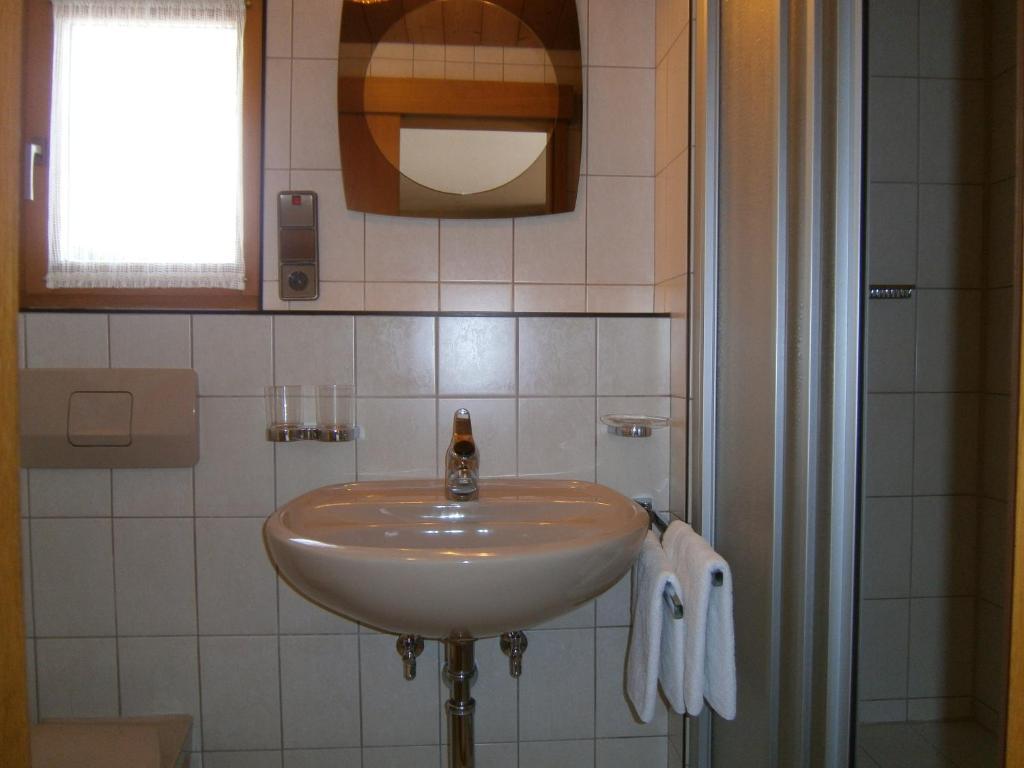 Gaestehaus Alpenruh * Holzgau