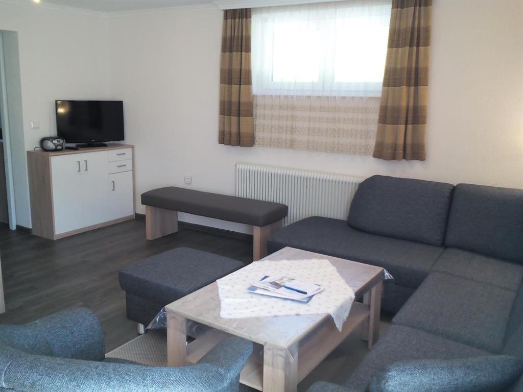 Gaestehaus Alpenruh * Holzgau