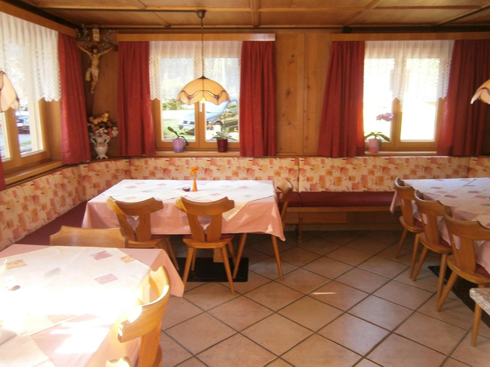 Gaestehaus Alpenruh Apartment *
